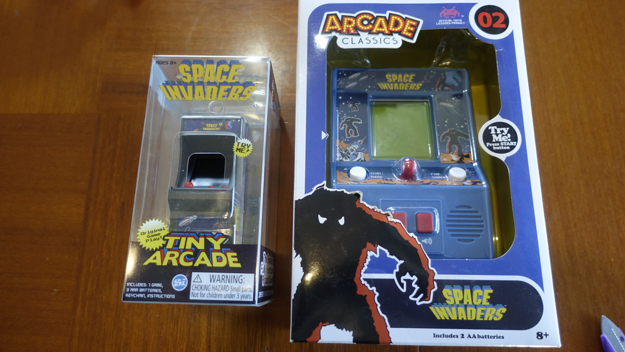 Space Invaders Tiny Arcade VS Arcade Classics LCD game
